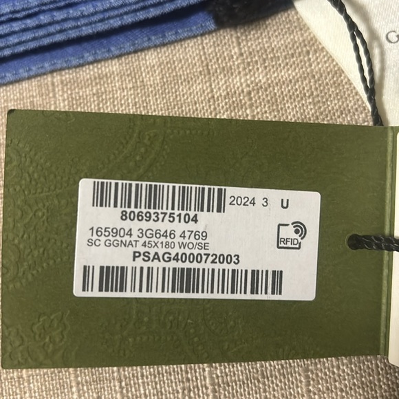 COPY - Authentic Wool Blend Gucci Scarf - Picture 3 of 5